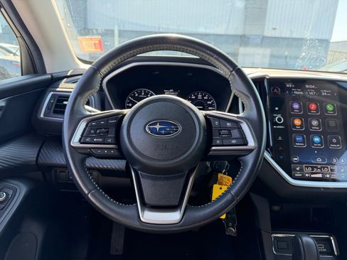 Used 2024 Subaru Ascent Premium AWD/4WD image 8