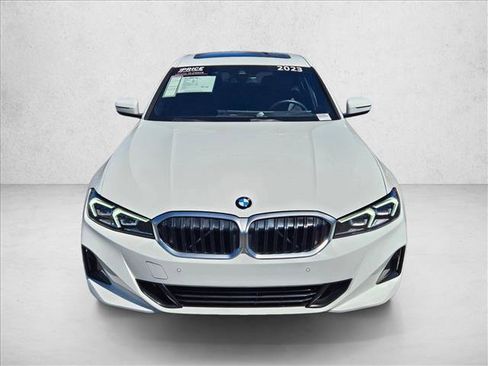 Used 2023 BMW 330i Sedan w/ Premium Package RWD image 2