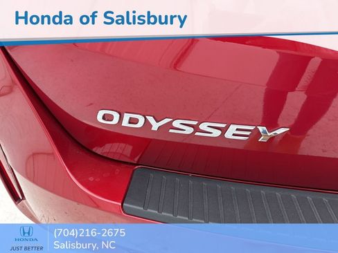 Certified 2025 Honda Odyssey EX-L image 8