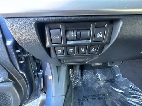 Used 2018 Subaru Outback 2.5i Limited AWD/4WD image 17