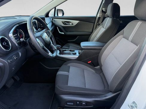 Used 2025 Chevrolet Blazer LT image 10
