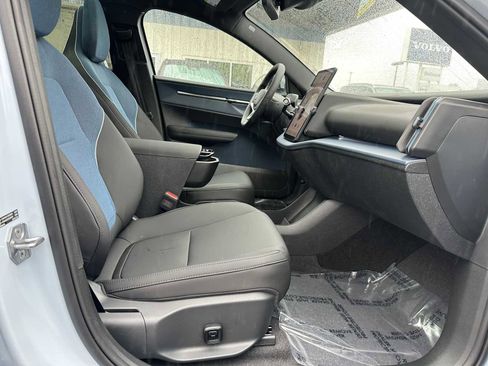 New 2026 Volvo EX30 Ultra w/ Protection Package Premier AWD/4WD image 10
