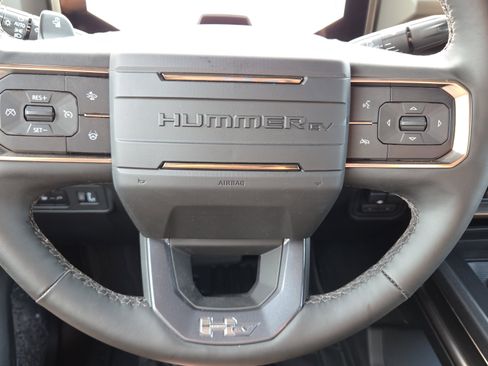 New 2025 GMC Hummer EV 3X image 13