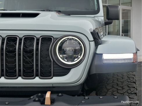 Used 2024 Jeep Wrangler Unlimited Rubicon 392 image 8