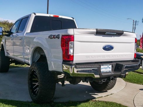 Used 2019 Ford F250 Lariat w/ Lariat Value Package image 9