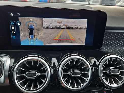 New 2026 Mercedes-Benz GLB 250 image 26