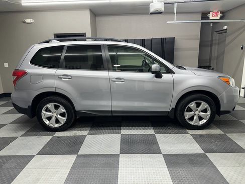 Used 2016 Subaru Forester 2.5i Premium w/ All-Weather Package image 6