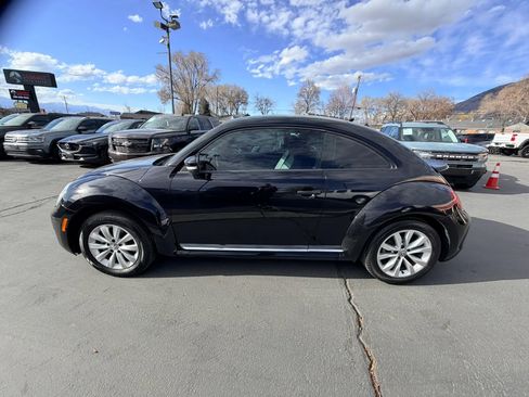 Used 2017 Volkswagen Beetle 1.8T S image 7