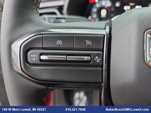 Used 2025 GMC Canyon AT4 w/ Nightfall Edition image 16