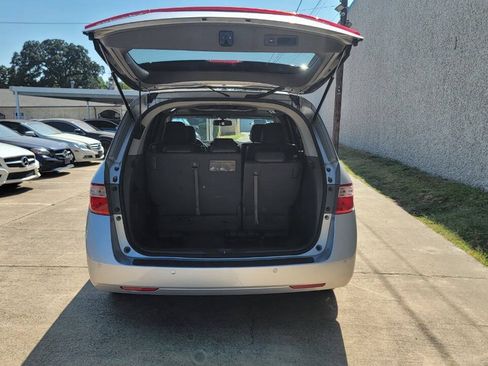 Used 2013 Honda Odyssey Touring image 24