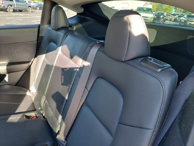 Used 2024 Tesla Model Y Long Range AWD/4WD image 16