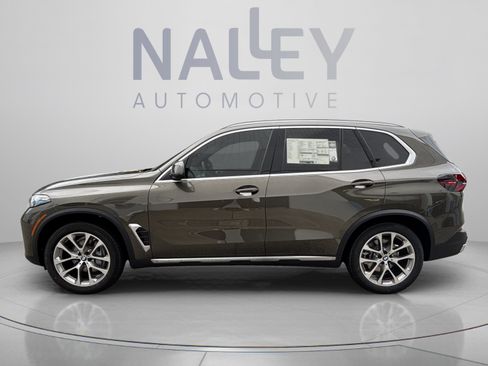 Used 2026 BMW X5 xDrive40i w/ Premium Package AWD/4WD image 2