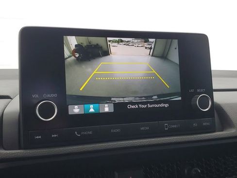 Used 2025 Honda CR-V LX image 27