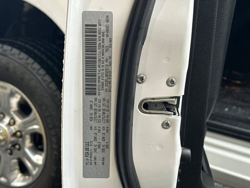 Used 2019 RAM 2500 Big Horn image 39