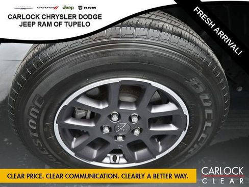 Used 2023 Jeep Gladiator Overland AWD/4WD image 33