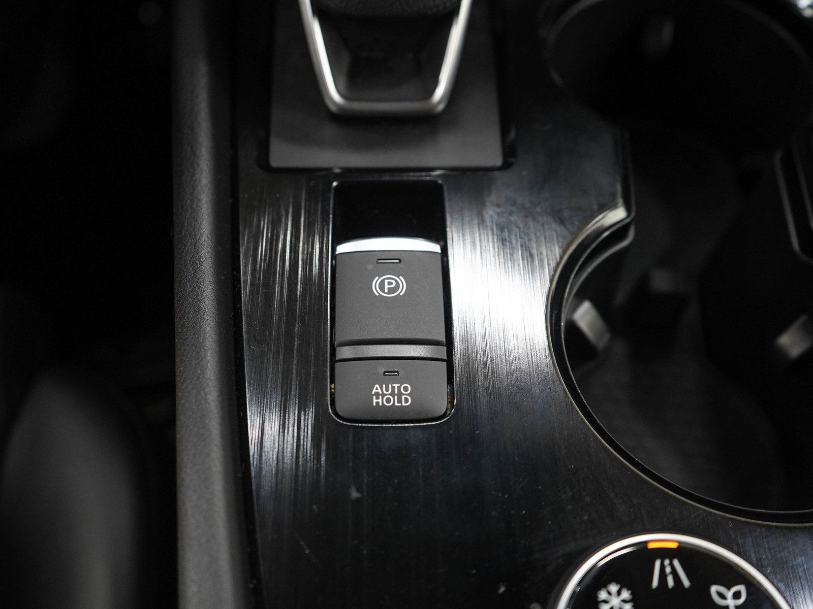 Used 2023 Nissan Rogue SV w/ SV Premium B Package AWD/4WD image 25
