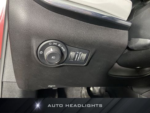 Used 2023 Jeep Compass Limited AWD/4WD image 25