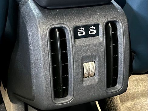 Used 2025 MINI Cooper Countryman S w/ Comfort Package Max image 21