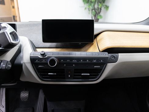 Used 2017 BMW i3 RWD image 18