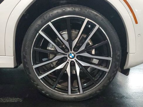 Used 2022 BMW X6 xDrive40i w/ M Sport Package image 7