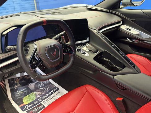 Used 2025 Chevrolet Corvette Stingray Coupe w/ Z51 Performance Package RWD image 12