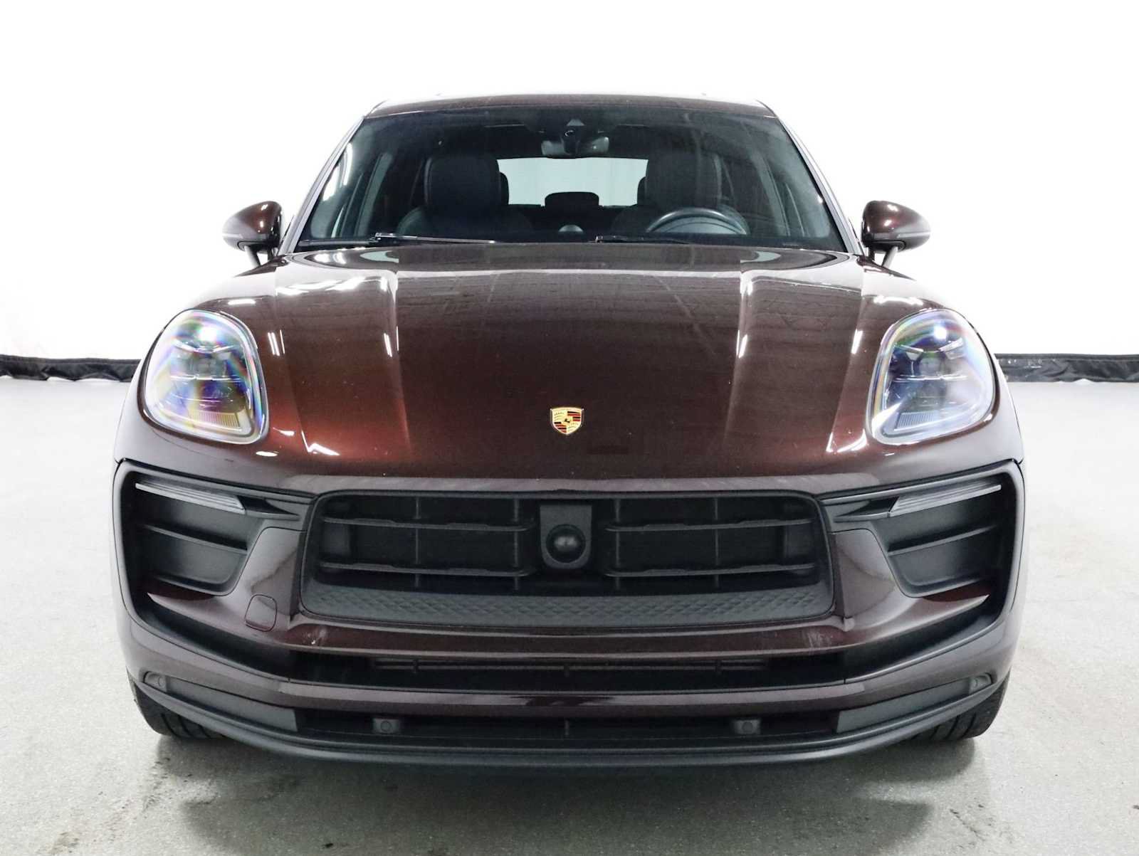 Certified 2023 Porsche Macan Turbo AWD/4WD image 14