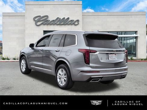 Used 2025 Cadillac XT6 Luxury image 6