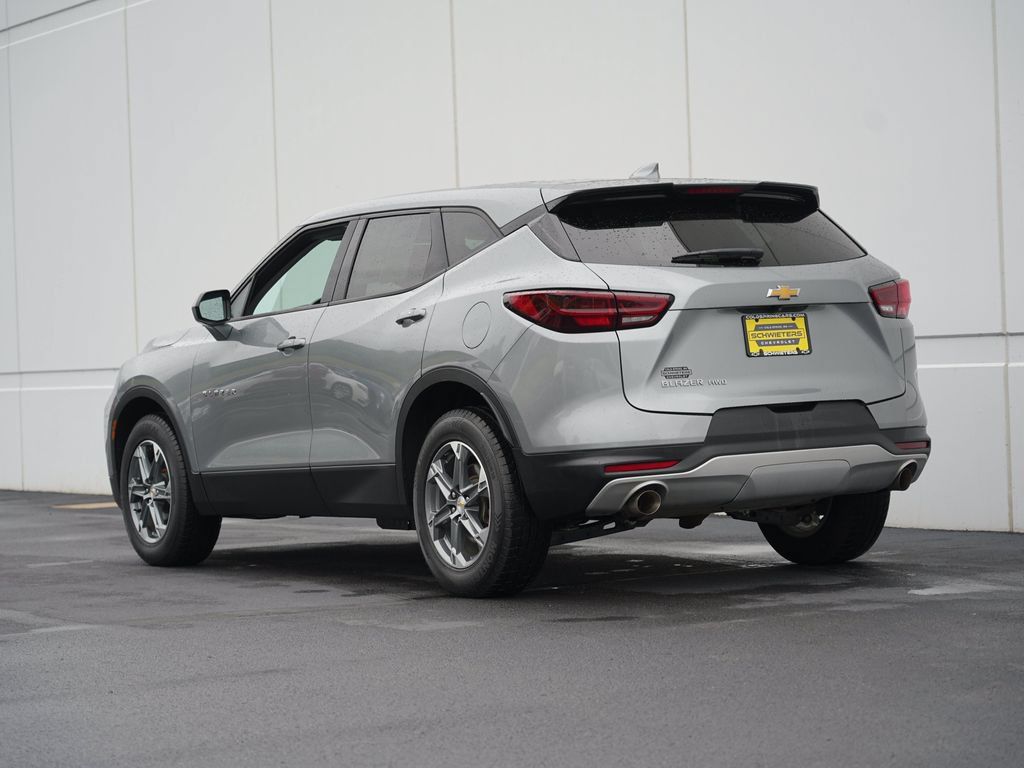 Certified 2024 Chevrolet Blazer LT AWD/4WD image 5