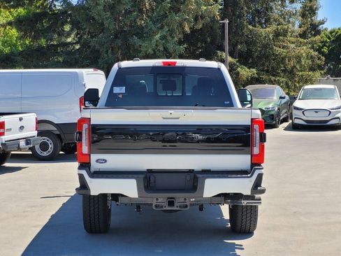 New 2025 Ford F250 Platinum image 30