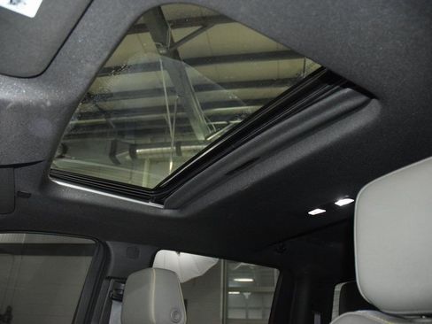 Used 2024 Chevrolet Silverado 1500 ZR2 image 50