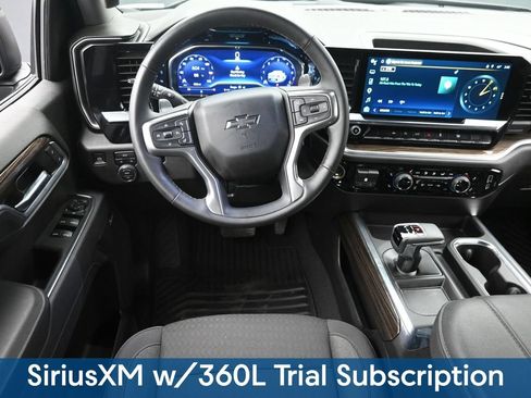 Used 2025 Chevrolet Silverado 1500 RST AWD/4WD image 13