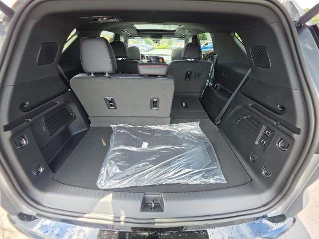 New 2026 Chevrolet Traverse RS AWD/4WD image 17