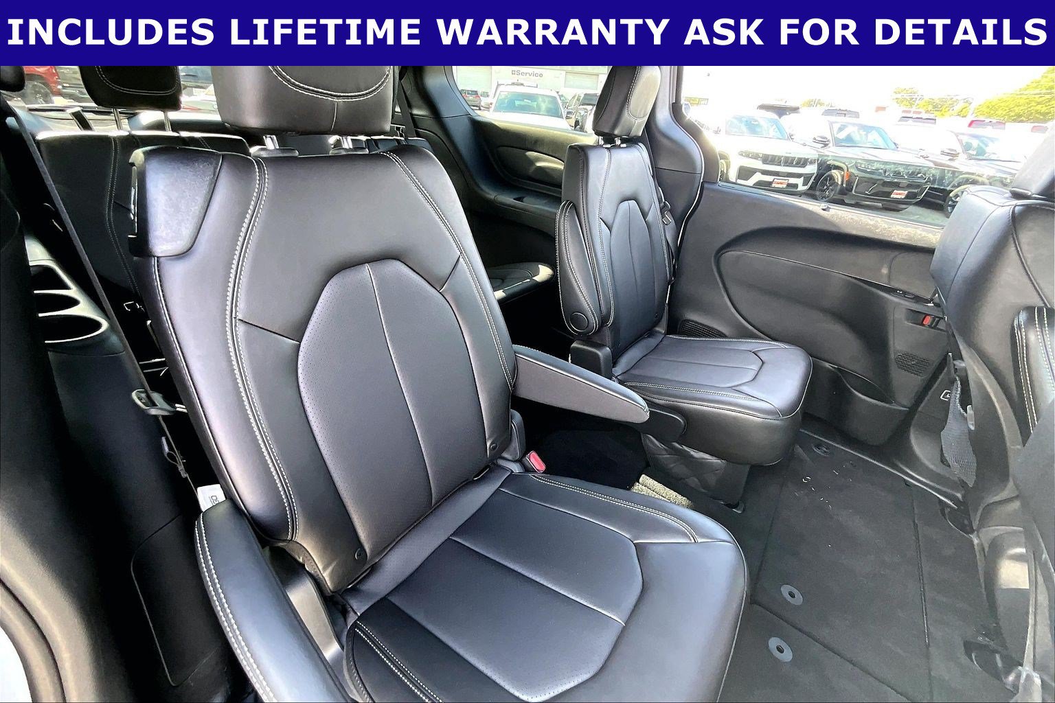 Used 2026 Chrysler Pacifica Select w/ S Appearance Package FWD image 22