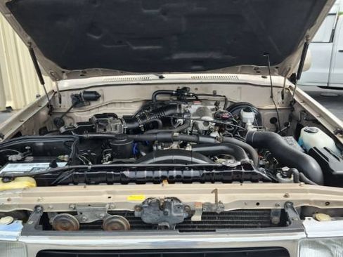 Used 1992 Toyota Land Cruiser AWD/4WD image 36
