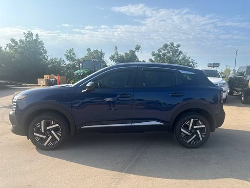 Certified 2026 Nissan Kicks SV FWD image 2