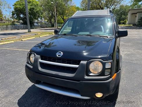 Used 2004 Nissan Xterra XE image 2