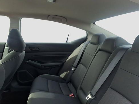 Used 2023 Nissan Altima 2.5 SV image 14