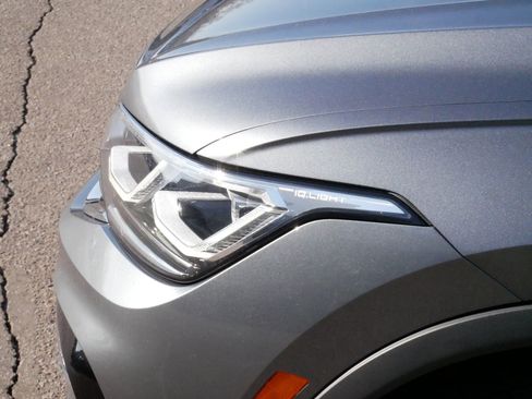 Certified 2024 Volkswagen Tiguan SEL R-Line image 16