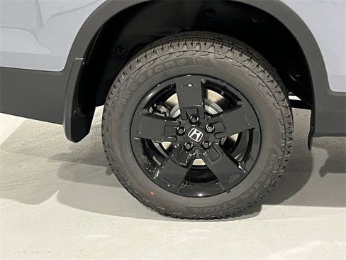 New 2026 Honda Ridgeline Black Edition image 15