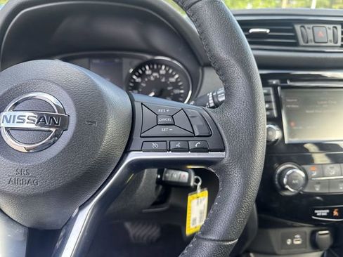 Used 2019 Nissan Rogue S w/ Special Edition Package AWD/4WD image 17