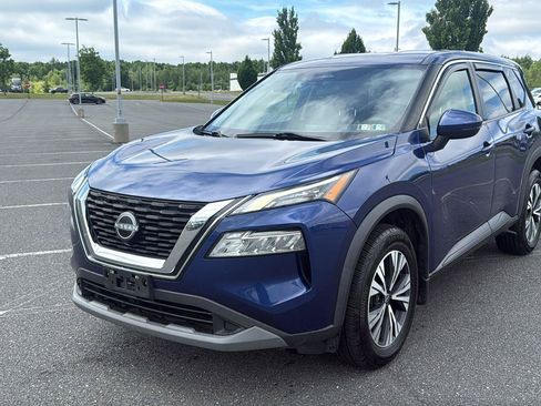 Used 2022 Nissan Rogue SV FWD image 14