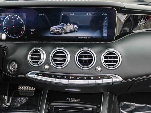 Used 2019 Mercedes-Benz S 560 Cabriolet image 20