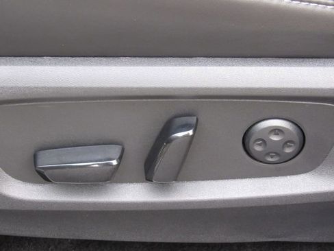 Used 2025 INFINITI QX60 Luxe AWD/4WD image 12