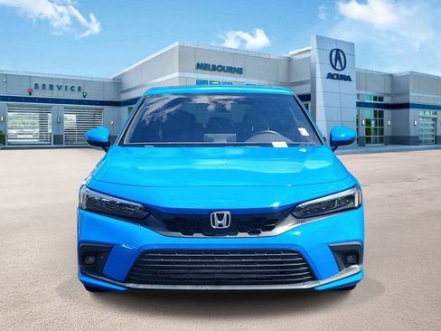 Used 2024 Honda Civic Sport Touring image 2