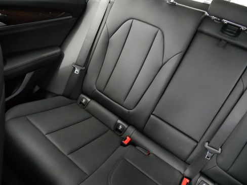 Used 2020 BMW X3 xDrive30i AWD/4WD image 12