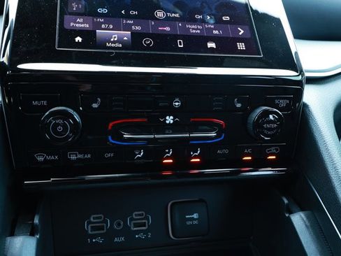 New 2026 Jeep Grand Cherokee Laredo X RWD image 18