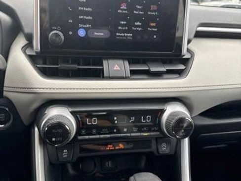 Used 2023 Toyota RAV4 XLE FWD image 11