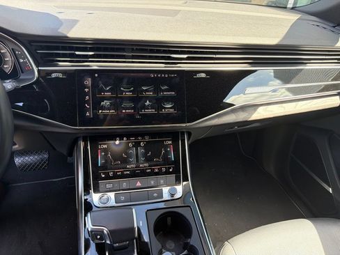 Used 2021 Audi Q8 Premium Plus AWD/4WD image 11