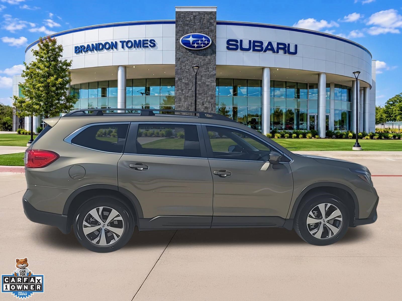 Certified 2025 Subaru Ascent Premium AWD/4WD image 10