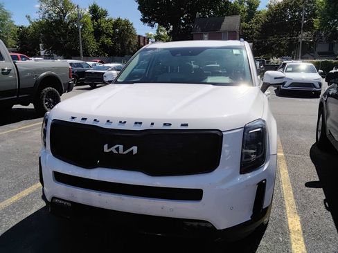 Used 2022 Kia Telluride SX w/ SX Prestige Package AWD/4WD image 7